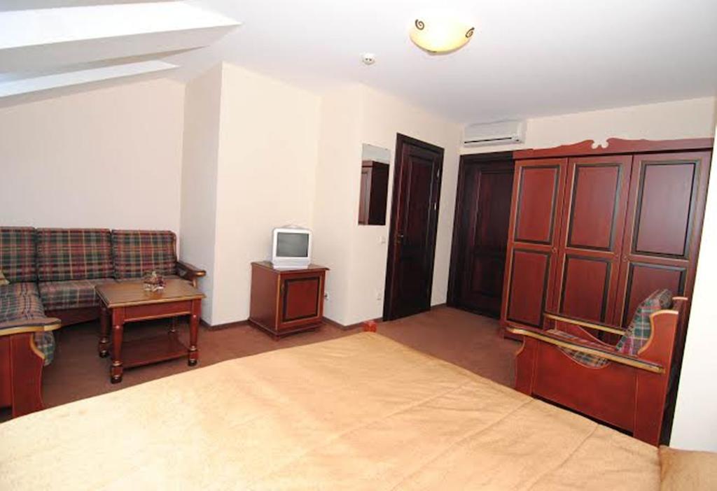 Guest House Lotus Palanga Quarto foto
